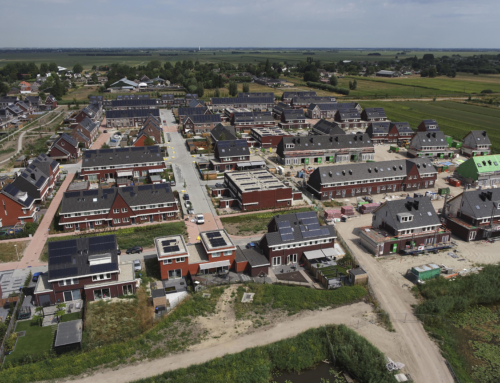 PERSBERICHT Wethouder Van den Heuvel reikt eerste sleutel uit Nieuw Weideveld fase 3 in Bodegraven